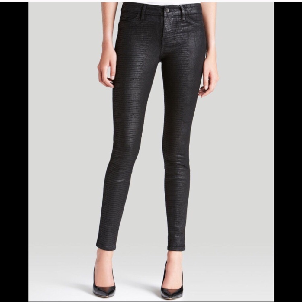 Guess Snake Print Pants !!